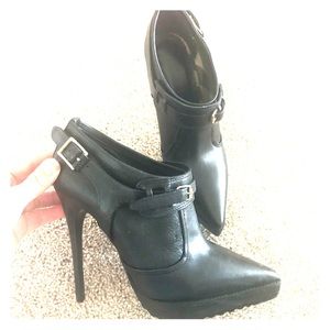Burberry boots